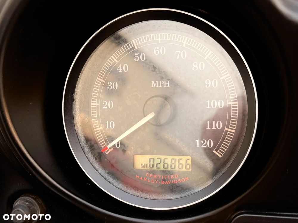 Harley-Davidson FLHT Electra Glide Standard - 15