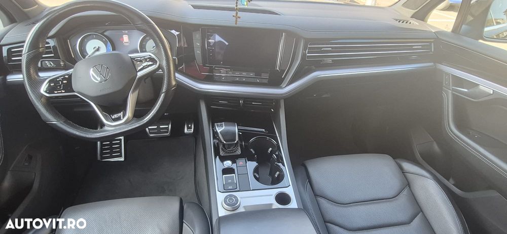 Volkswagen Touareg - 10