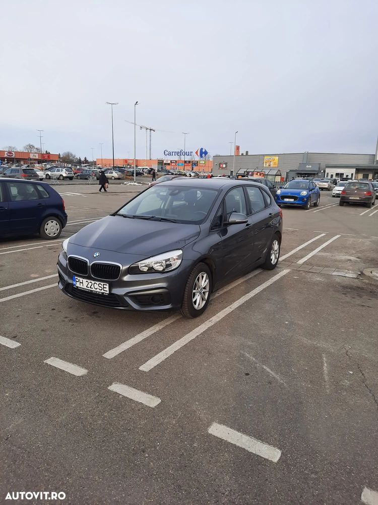 BMW Seria 2 218i - 3