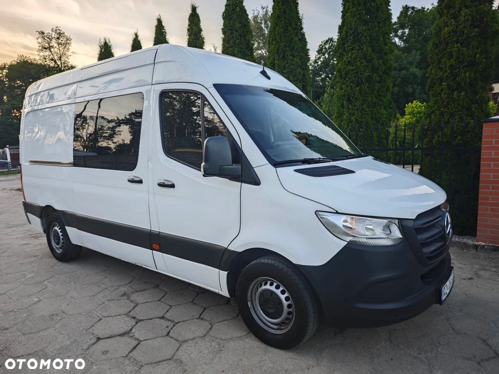 Mercedes-Benz Sprinter - 15