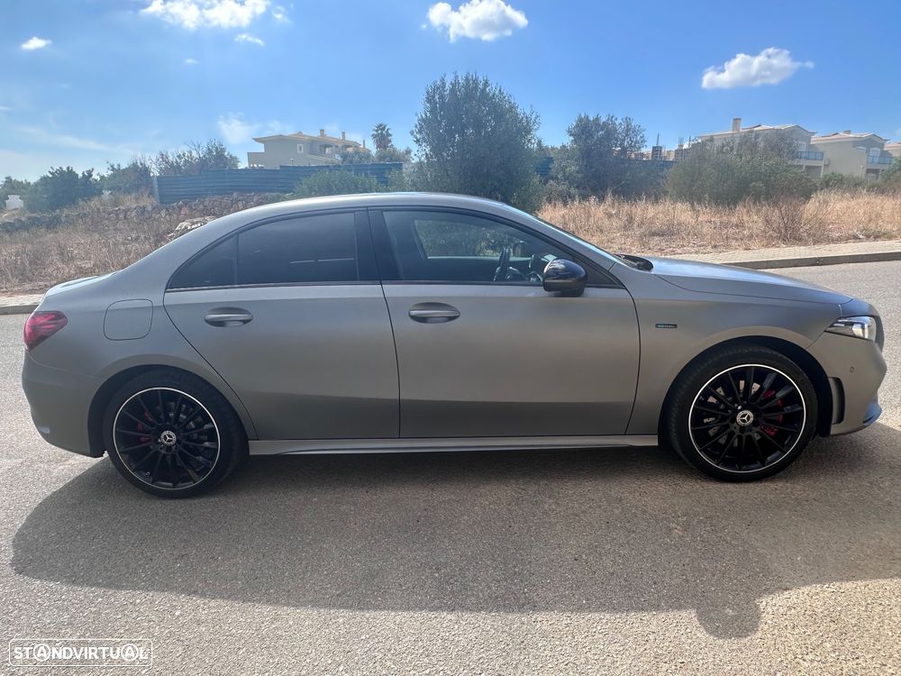 Mercedes-Benz A 250 Limousine - 17