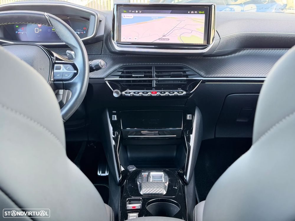 Peugeot 2008 1.2 PureTech GT EAT8 - 22