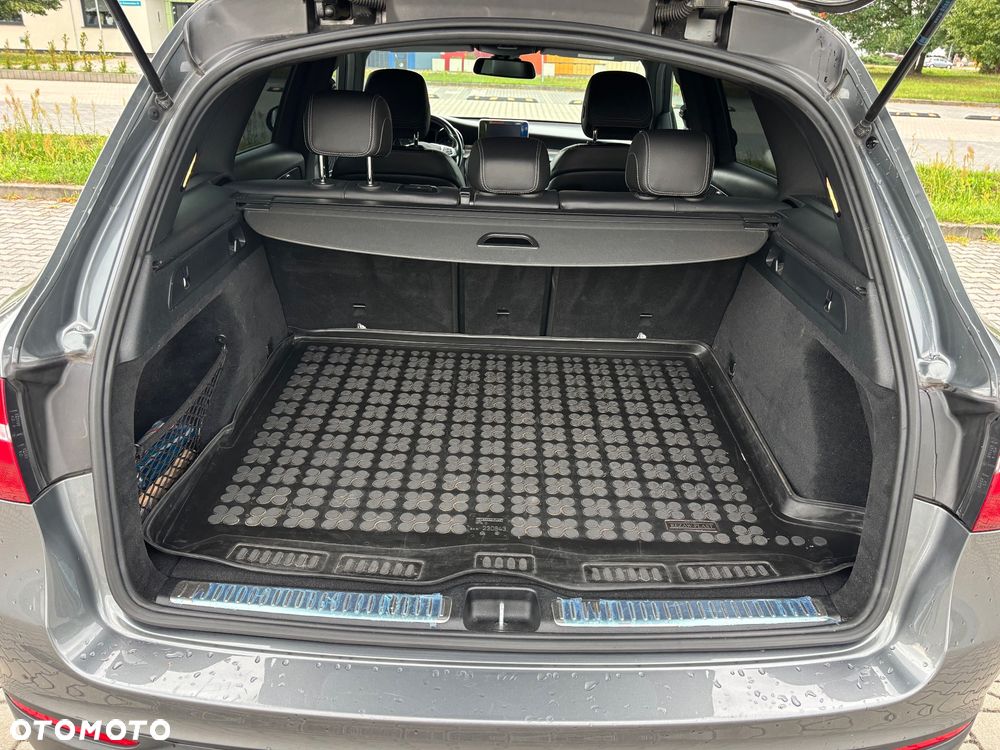 Mercedes-Benz GLC 250 4-Matic - 17