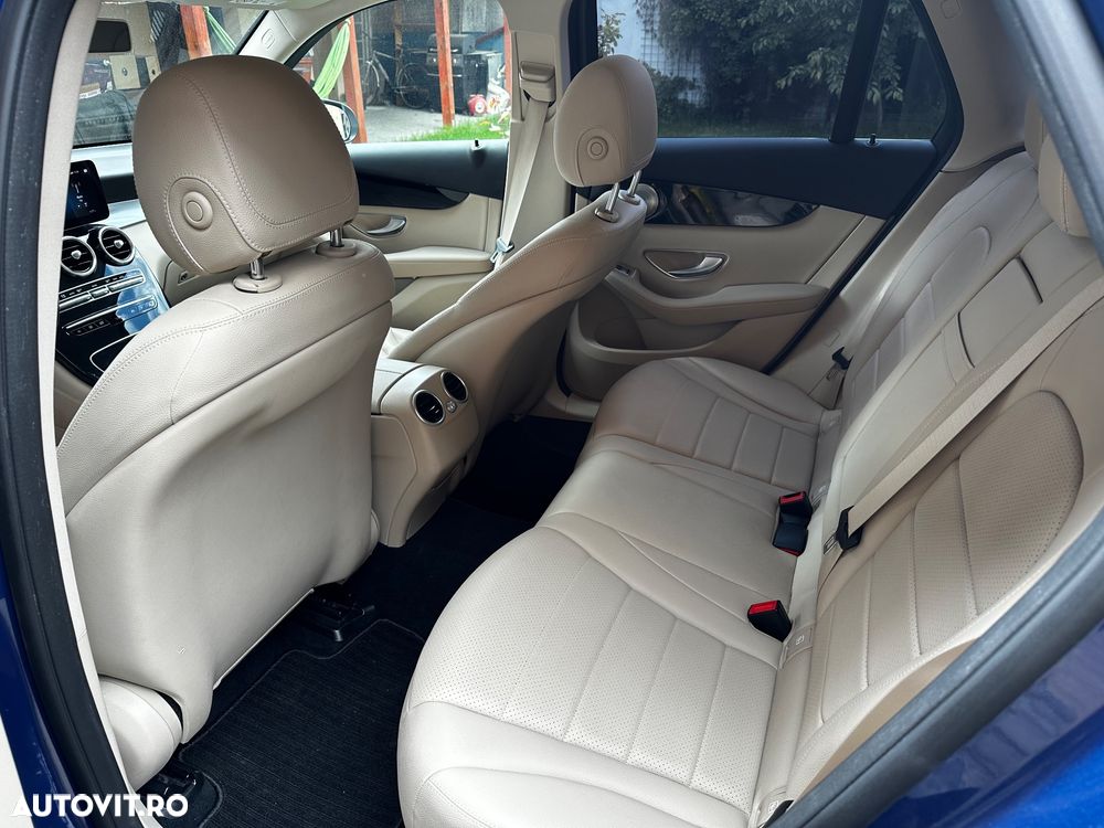 Mercedes-Benz GLC - 9