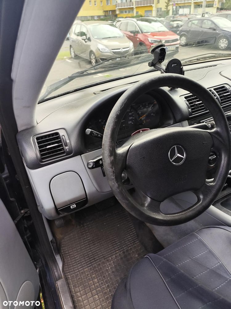 Mercedes-Benz ML - 4