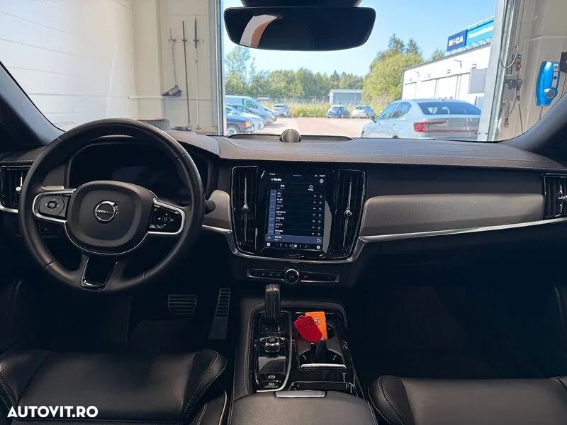 Volvo S90 T8 Recharge AWD Geartronic RDesign - 21