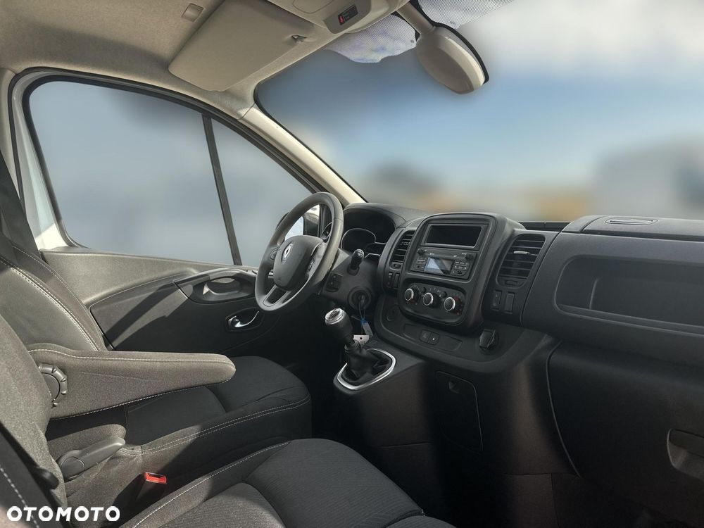 Renault Trafic - 10