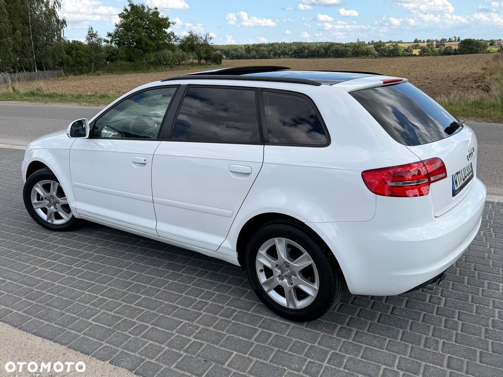 Audi A3 Sportback 1.4 TFSI Attraction - 10