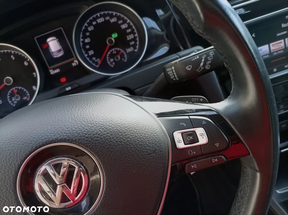 Volkswagen Golf 1.4 TSI BlueMotion Technology DSG Cup - 19