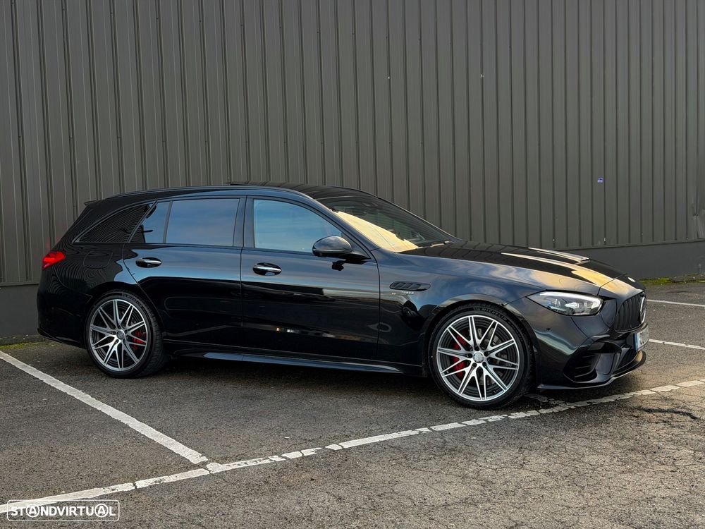 Mercedes-Benz C 63 AMG S E Performance 4Matic - 3