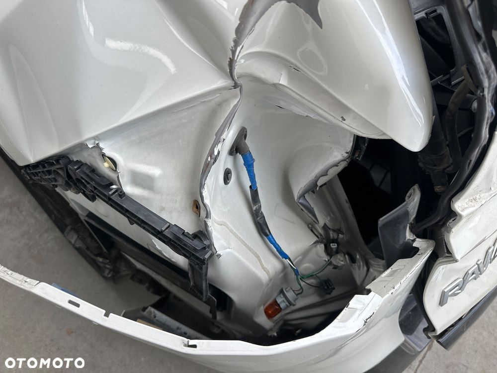 Toyota RAV4 Hybrid Selection 4x2 - 16