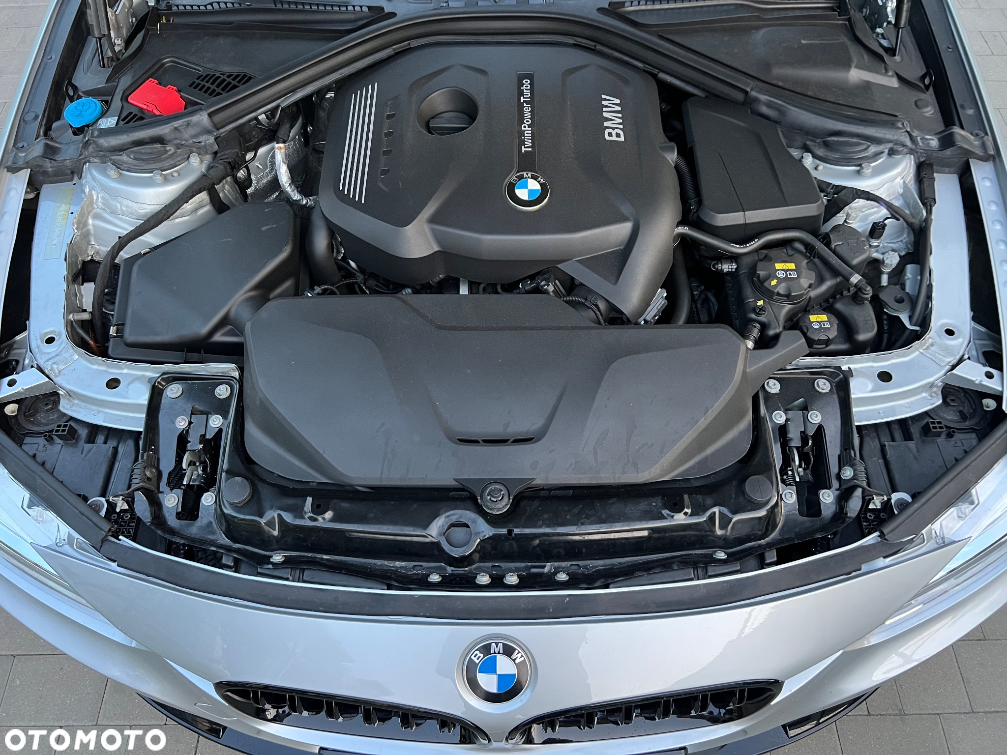 BMW Seria 3 330i - 20