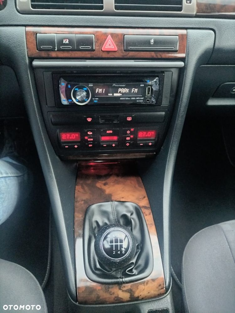 Audi A6 Avant 2.5 TDI - 7