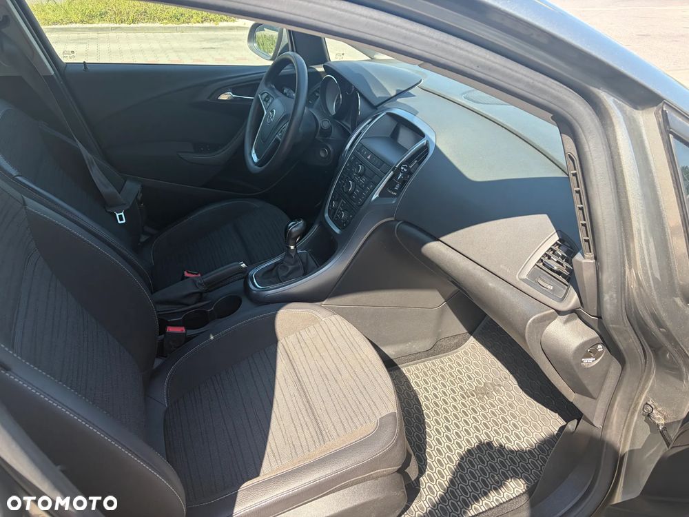 Opel Astra 1.4 T EU6 - 8