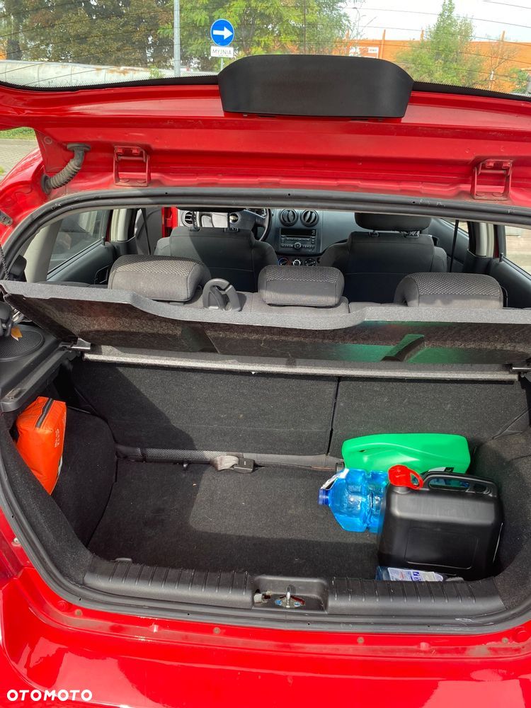 Chevrolet Aveo 1.2 16V Base - 10