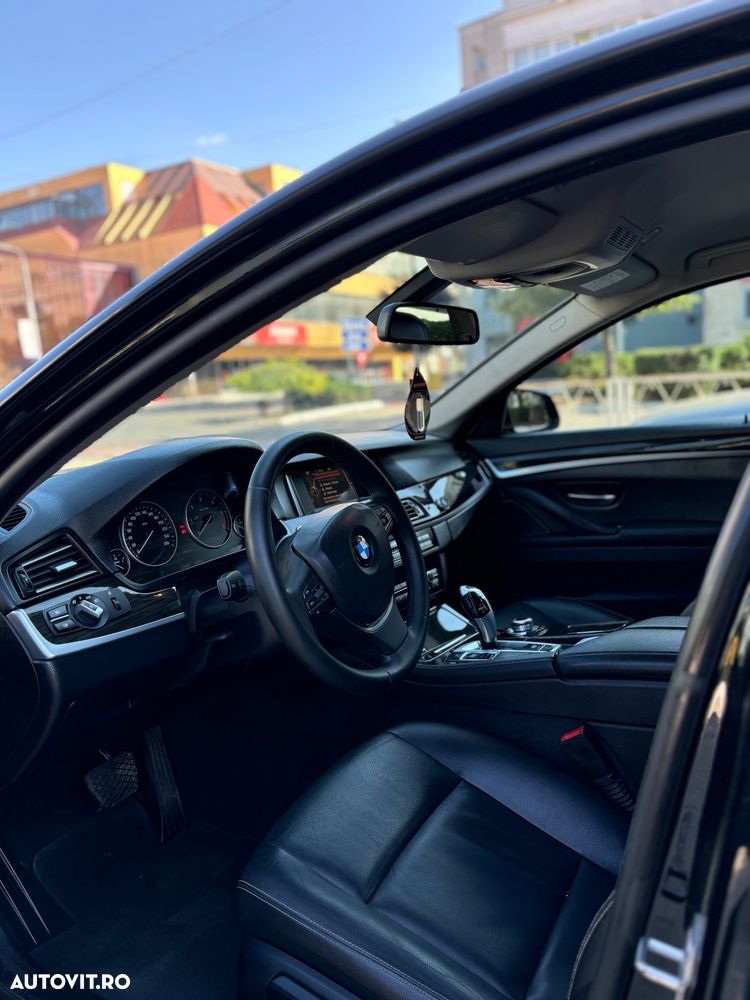 BMW Seria 5 520d AT - 7