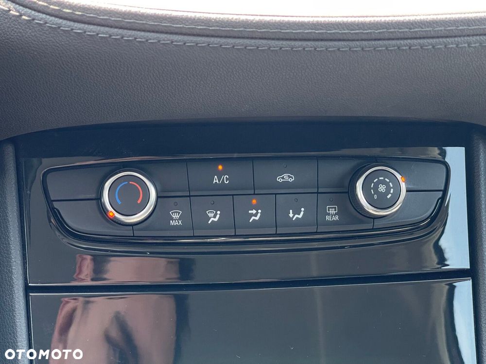 Opel Grandland X 1.2 T Enjoy S&S - 12