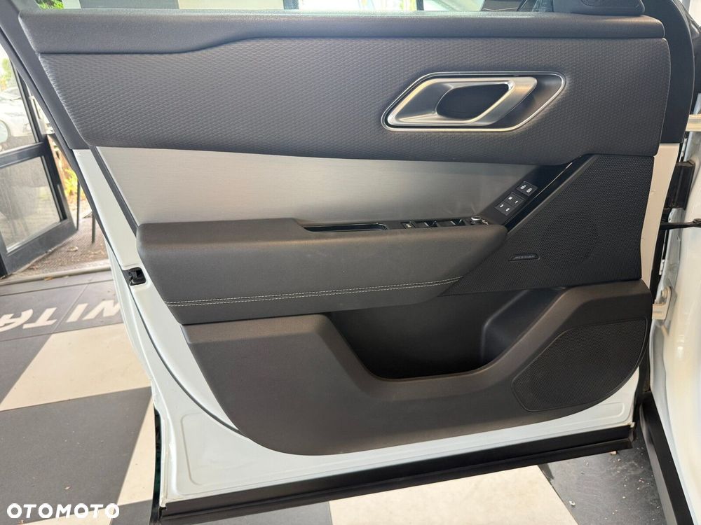 Land Rover Range Rover Velar - 24