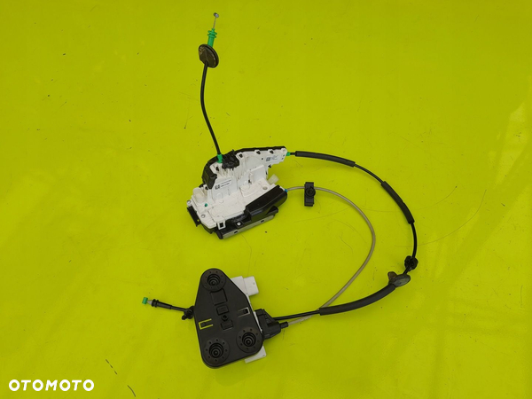 ZAMEK DRZWI PRAWY PRZÓD PP 1112064-80-A TESLA X 18R