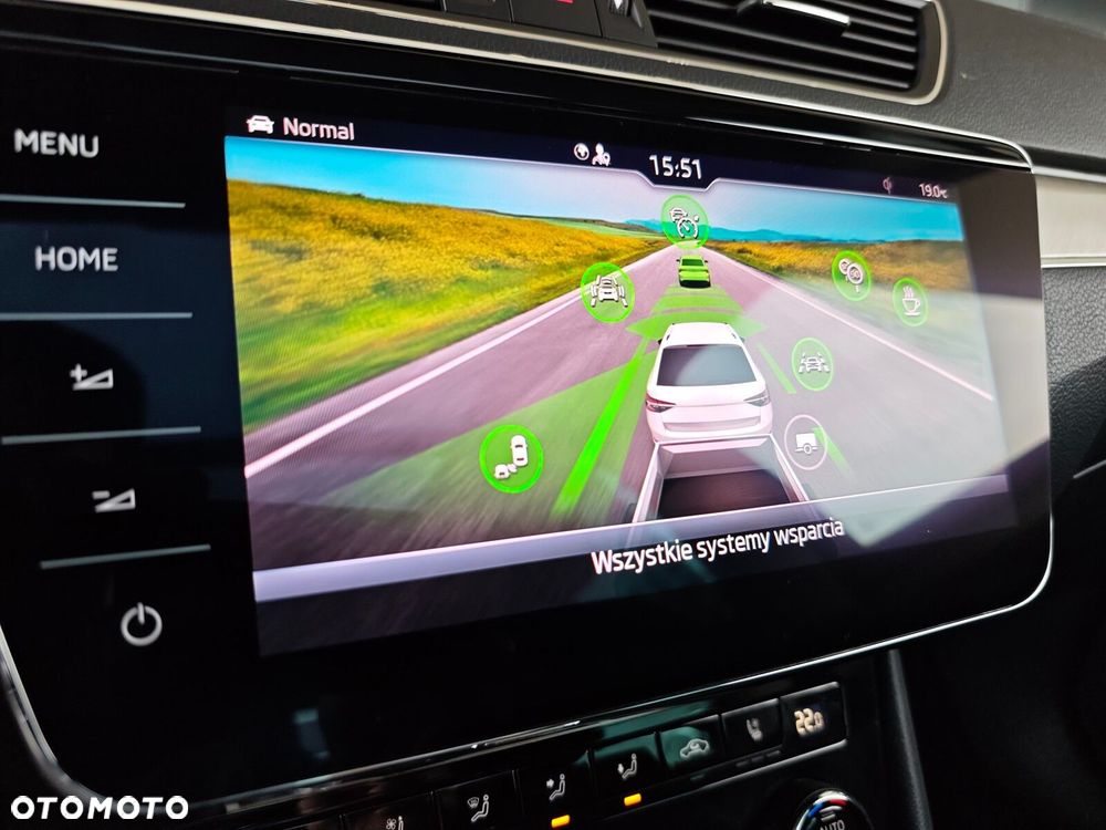 Skoda Superb 2.0 TDI SCR 4x4 L&K DSG - 24
