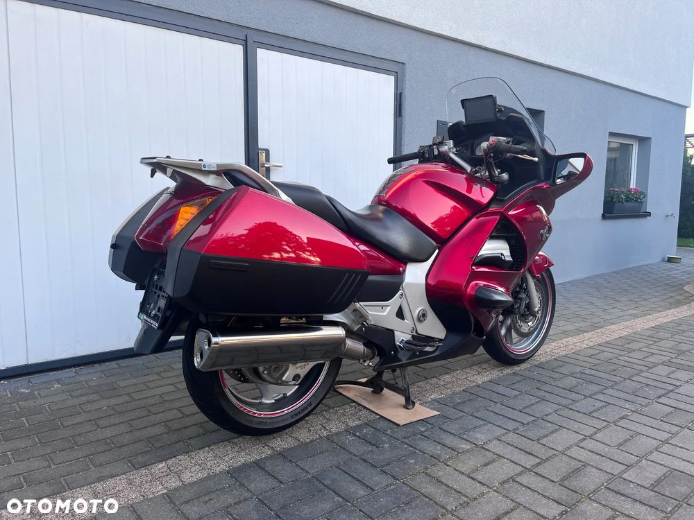 Honda ST - 4