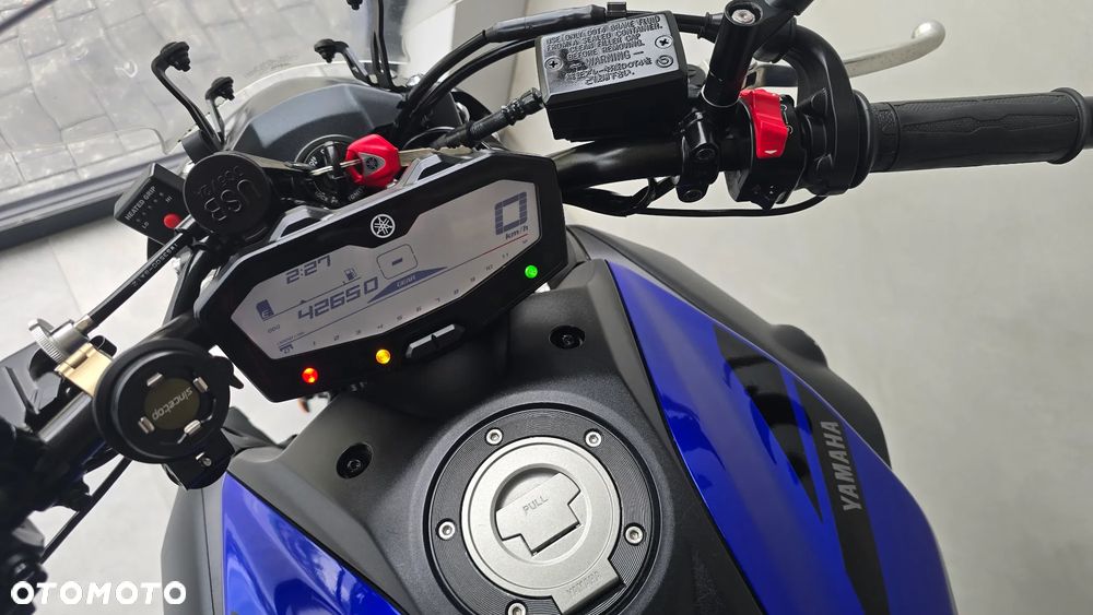 Yamaha MT - 5