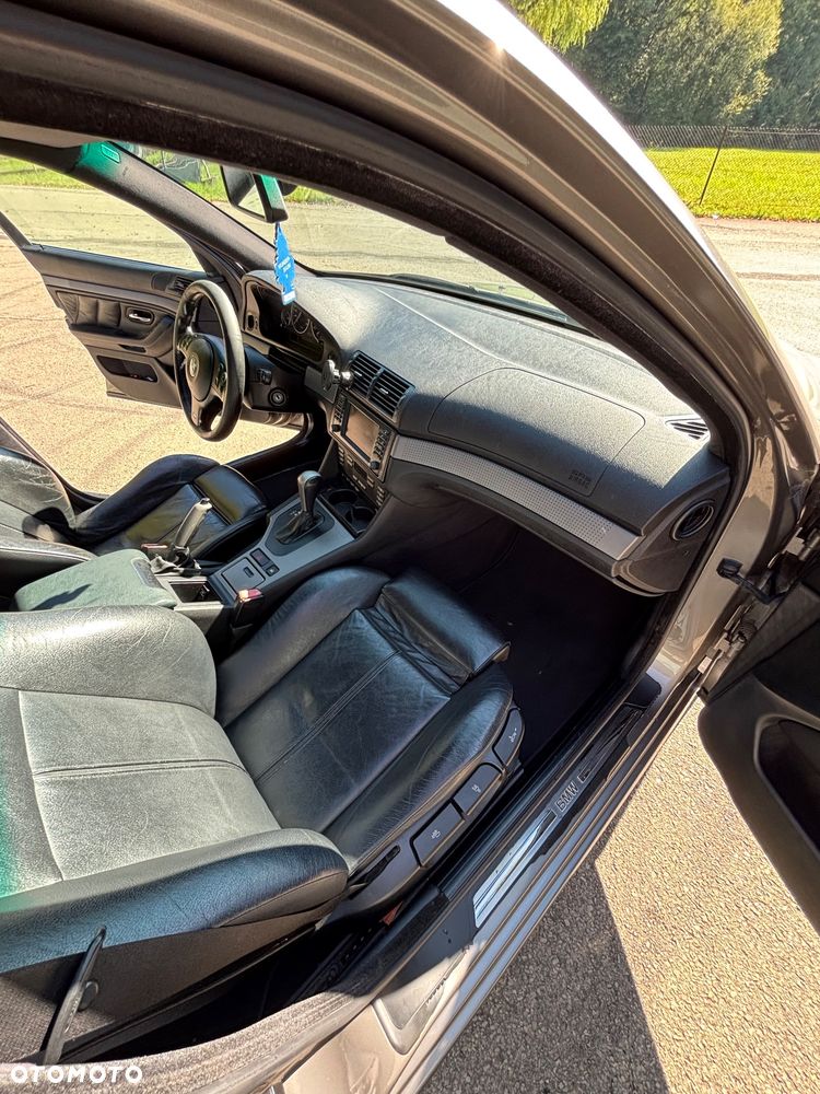 BMW Seria 5 - 11