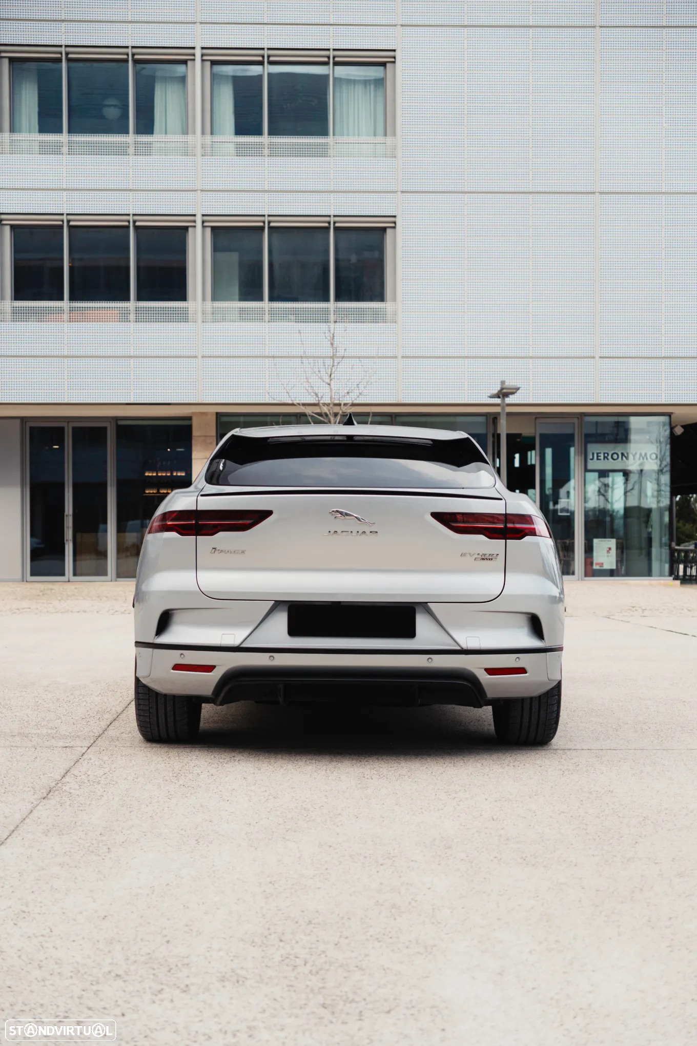 Jaguar I-Pace EV400 AWD R-DYNAMIC SE - 3