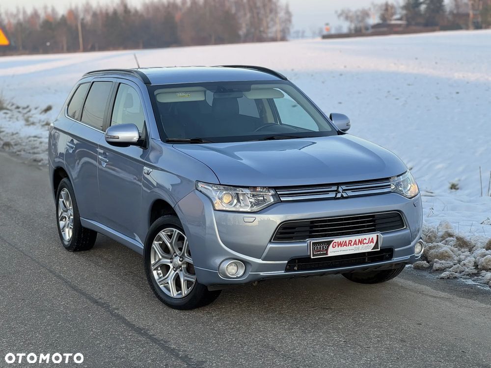 Mitsubishi Outlander 2.0 4WD Top - 9
