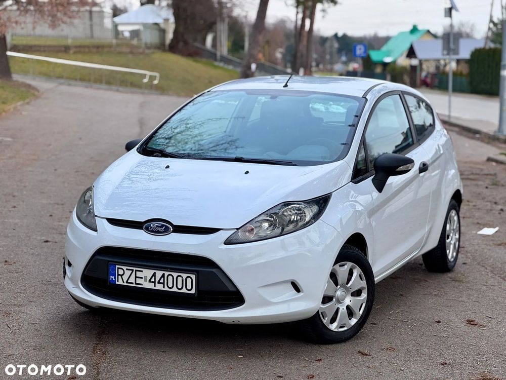 Ford Fiesta 1.4 TDCi Ambiente - 7