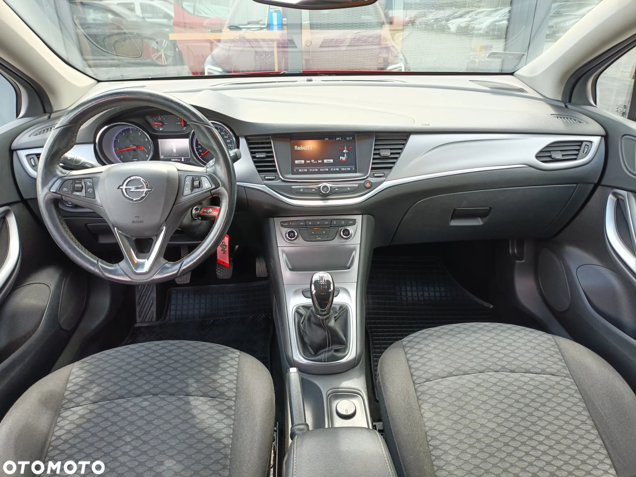 Opel Astra - 14