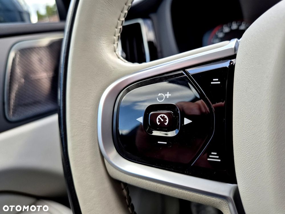 Volvo XC 60 B4 D AWD Geartronic Inscription - 22