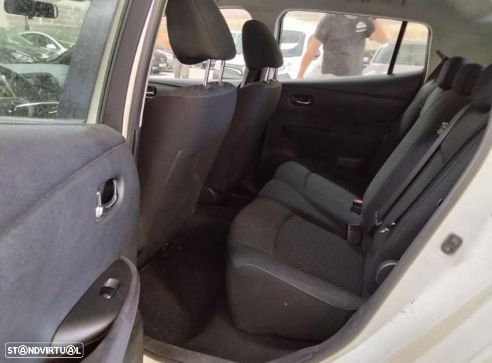 Nissan Leaf - 3