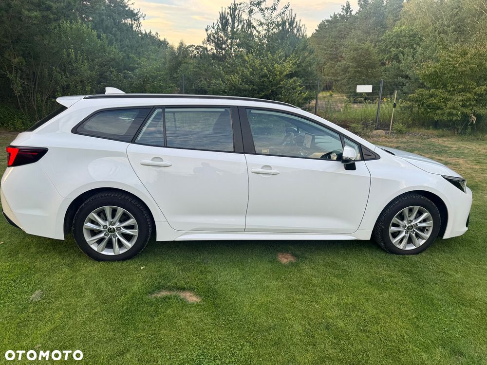Toyota Corolla 1.8 Hybrid Comfort - 4