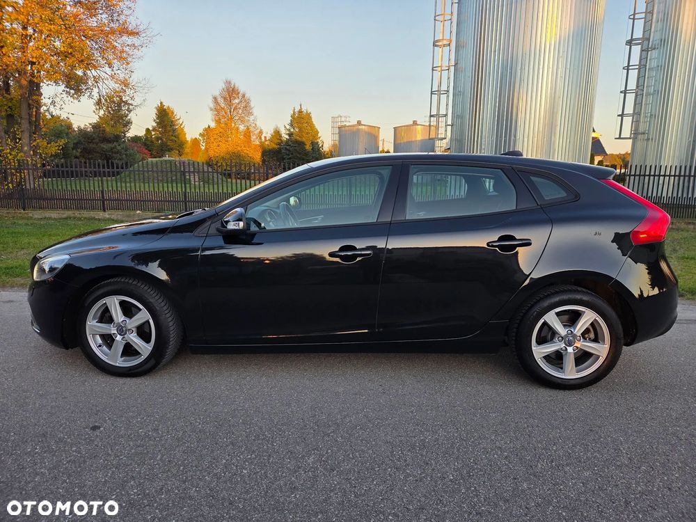 Volvo V40 - 19