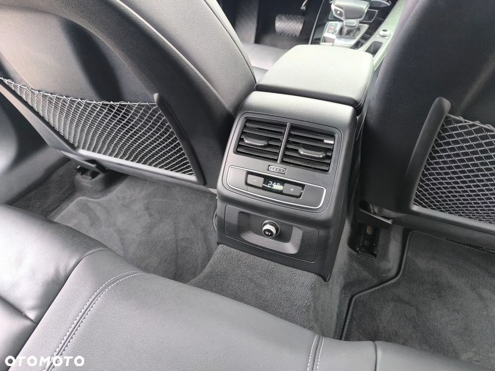 Audi A4 Limousine 40 TFSI S tronic - 20