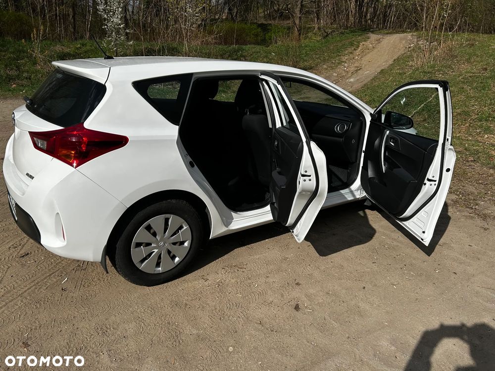 Toyota Auris 1.33 VVT-i Active - 8