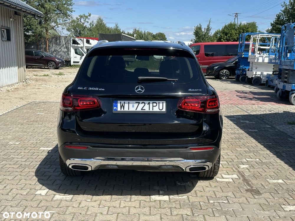 Mercedes-Benz GLC 300 de 4-Matic Business Edition - 7