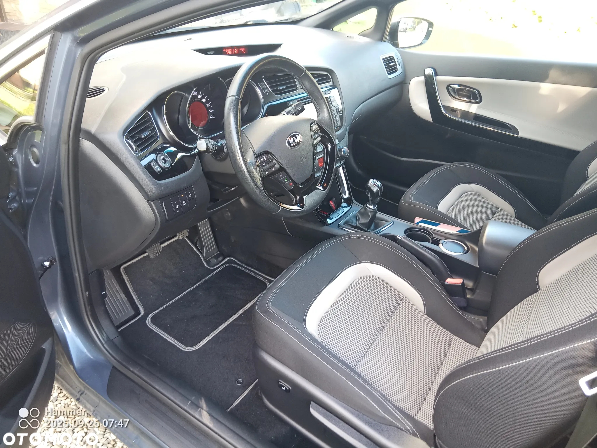 Kia Ceed 1.6 CRDi 128 Spirit - 14
