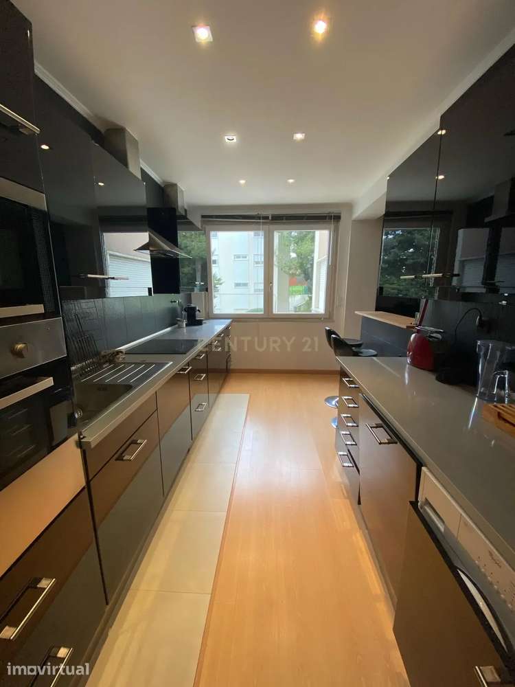 Apartamento T2 mobilado e equipado em Carcavelos - Grande imagem: 5/11