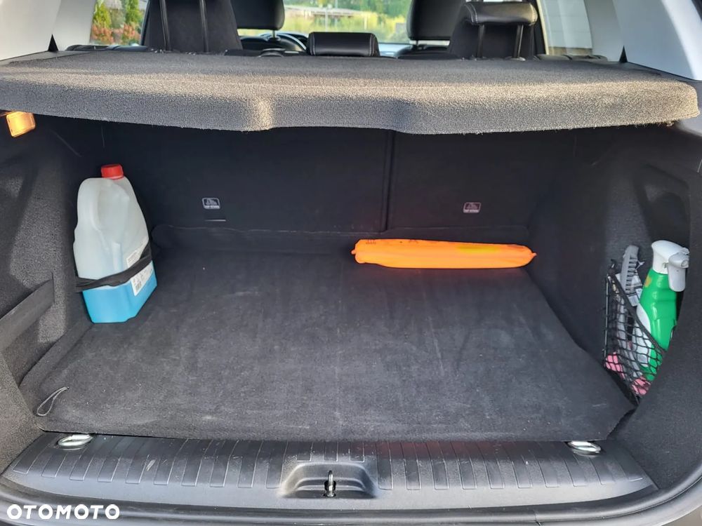 Peugeot 2008 1.2 Pure Tech Allure S&S - 15