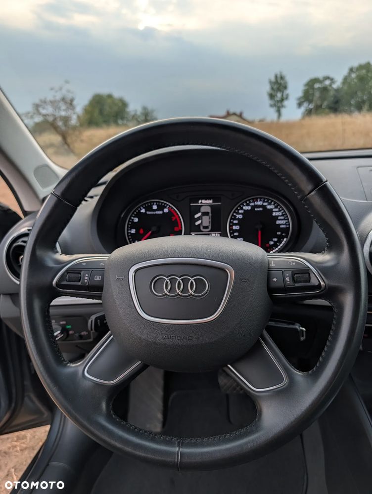 Audi A3 Limousine 1.4 TFSI Attraction S tronic - 19
