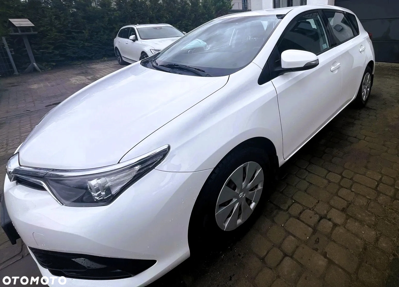 Toyota Auris 1.33 VVT-i Active - 2