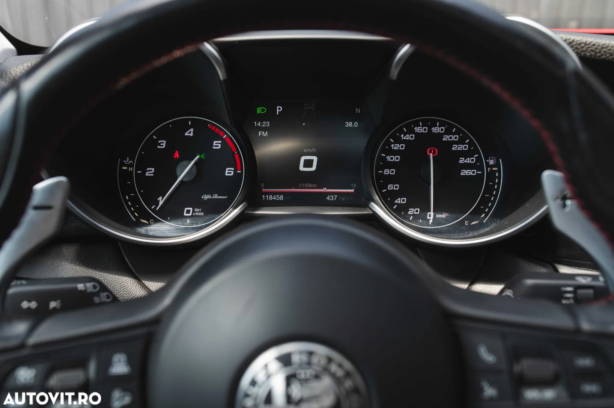 Alfa Romeo Giulia 2.2 Diesel AT8-Q4 Veloce - 16