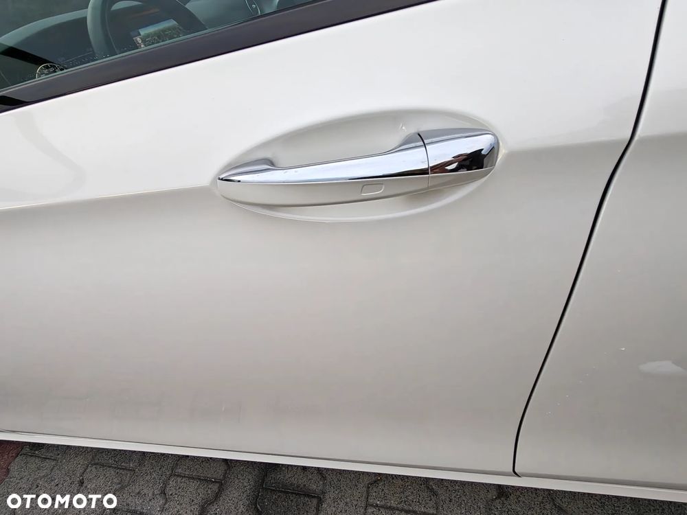 Mercedes-Benz Klasa E 300 d 9G-TRONIC - 30