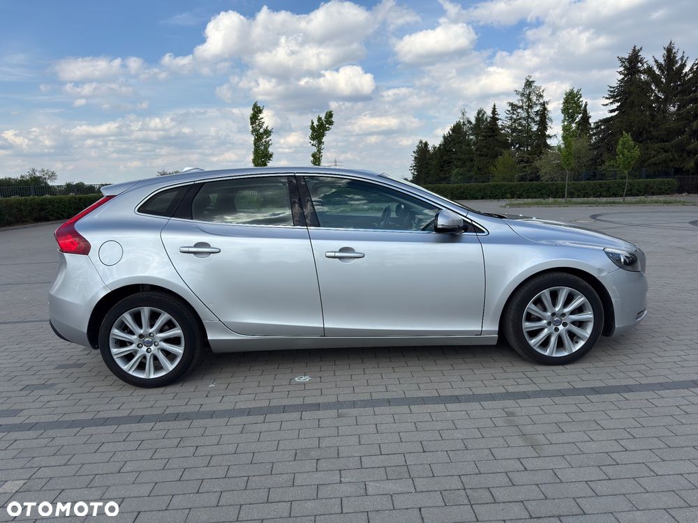 Volvo V40 D2 Powershift Summum - 9