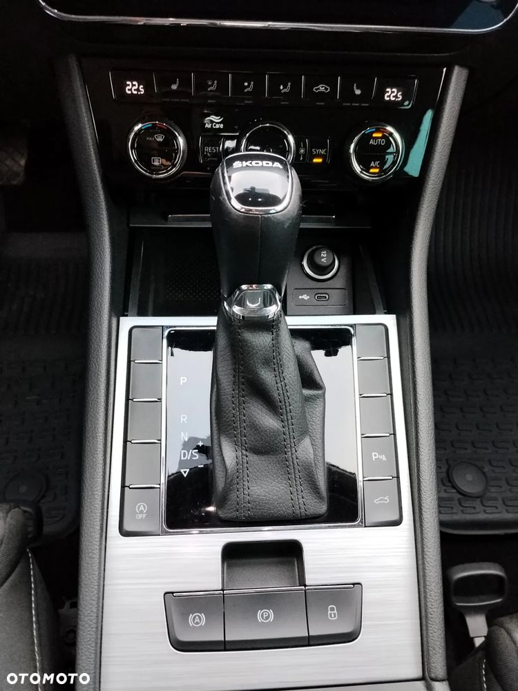 Skoda Superb 1.5 TSI Ambition DSG - 11