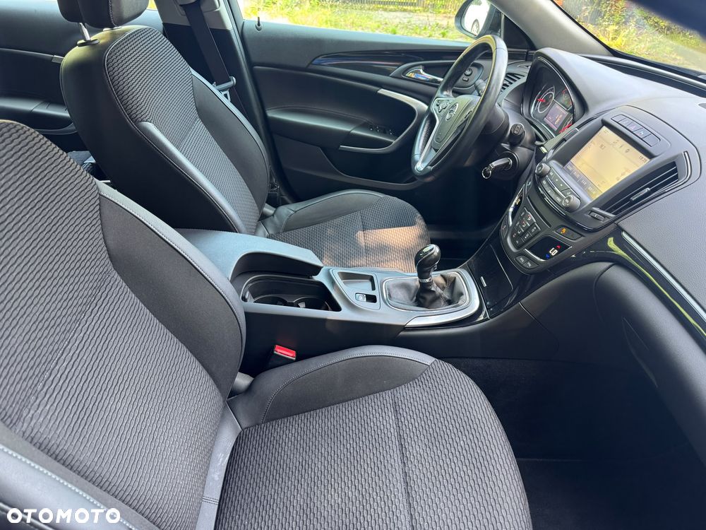 Opel Insignia 1.4 T S&S - 10