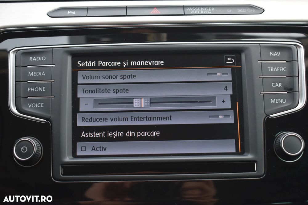 Volkswagen Passat 2.0 TDI DSG (BlueMotion Technology) Highline - 26