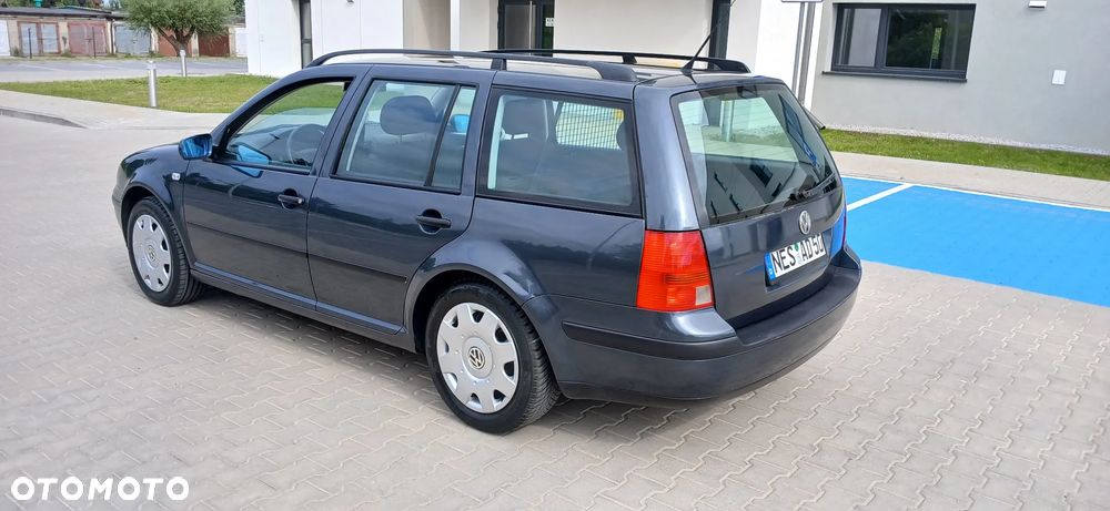Volkswagen Golf 1.9 TDI Comfortline - 4